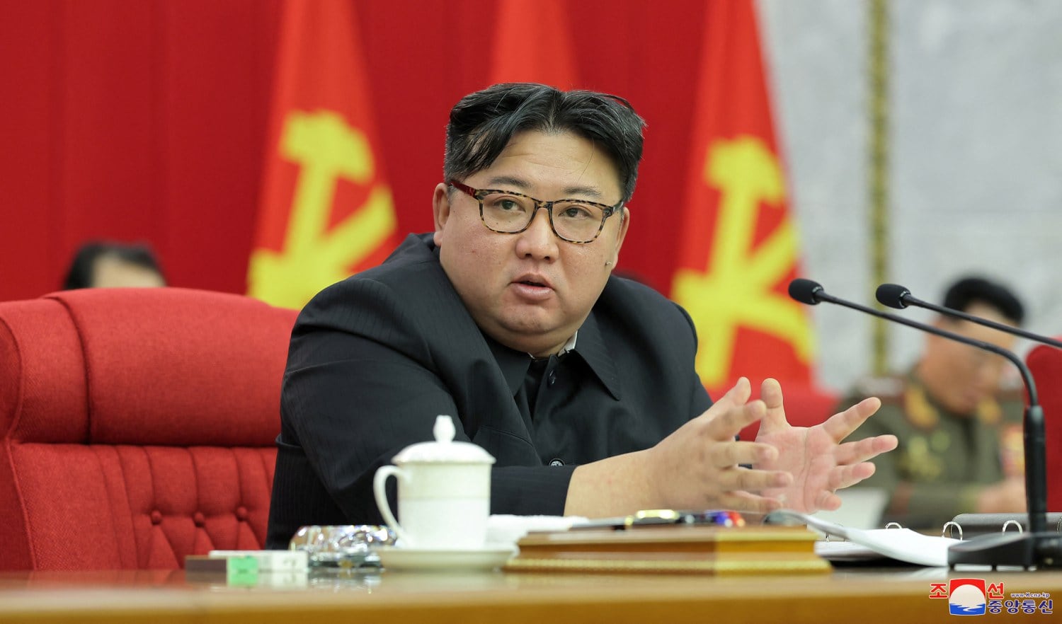 Kim Jong Un acknowledges dire state of economy, urges action