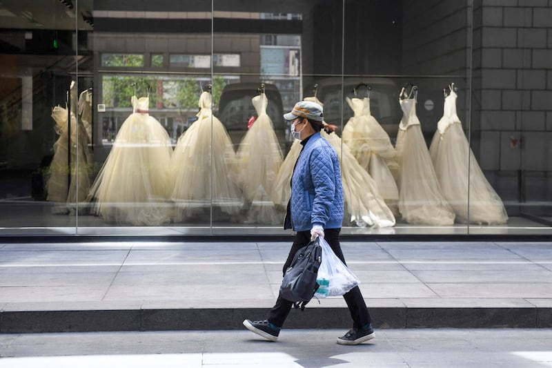 ENG_CHN_FEWER MARRIAGES_06202024.8.jpg