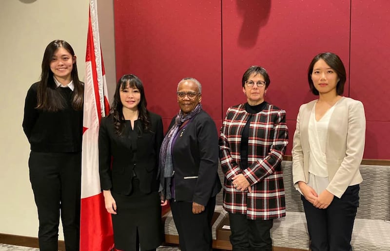 香港组织代表拜访加国许多参众议员。 (香港组织提供)